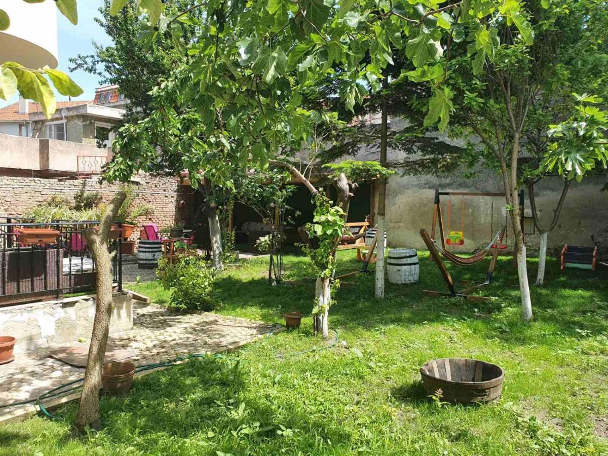 House With Garden Hotel Pomorie Kültér fotó
